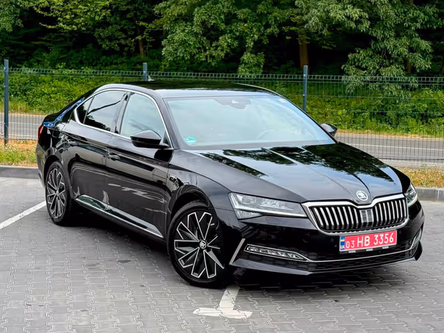 Skoda Superb - фото 3