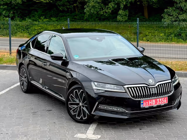 Skoda Superb - фото 2