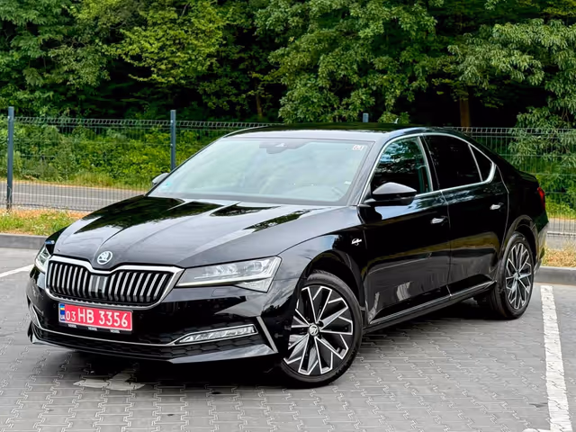 Skoda Superb - фото 5