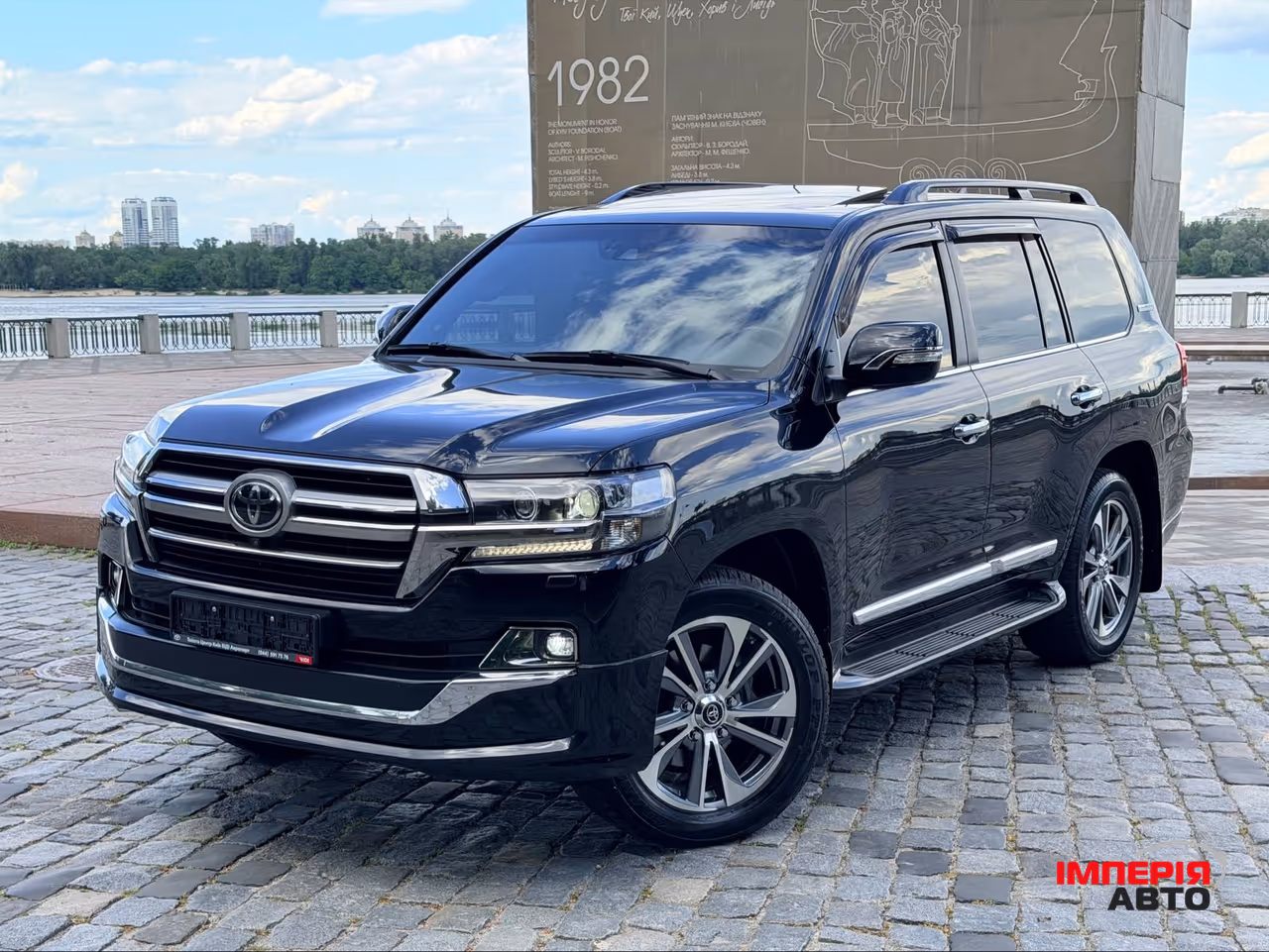 Toyota Land Cruiser - фото 3