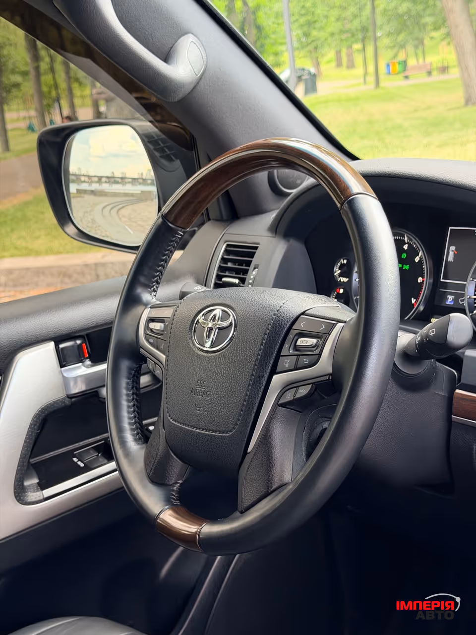 Toyota Land Cruiser - фото 27