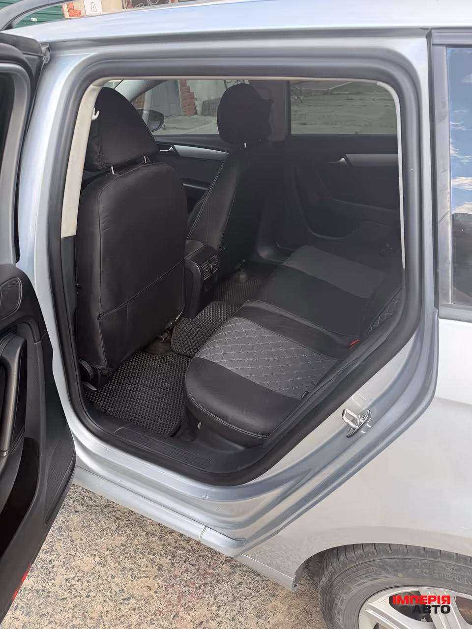 Volkswagen Passat - фото 11