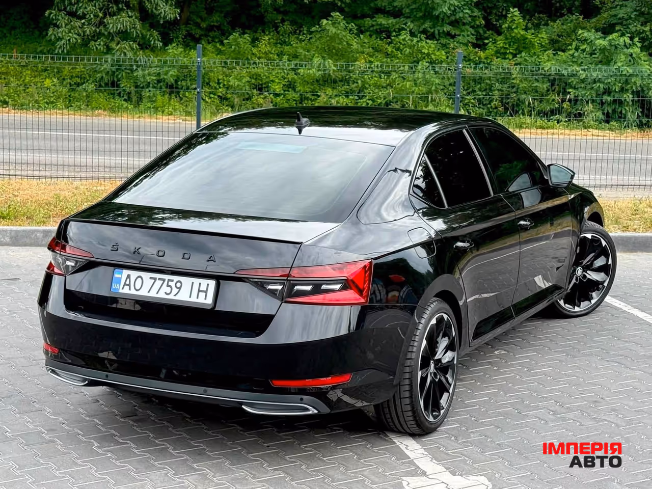 Skoda Superb - фото 10