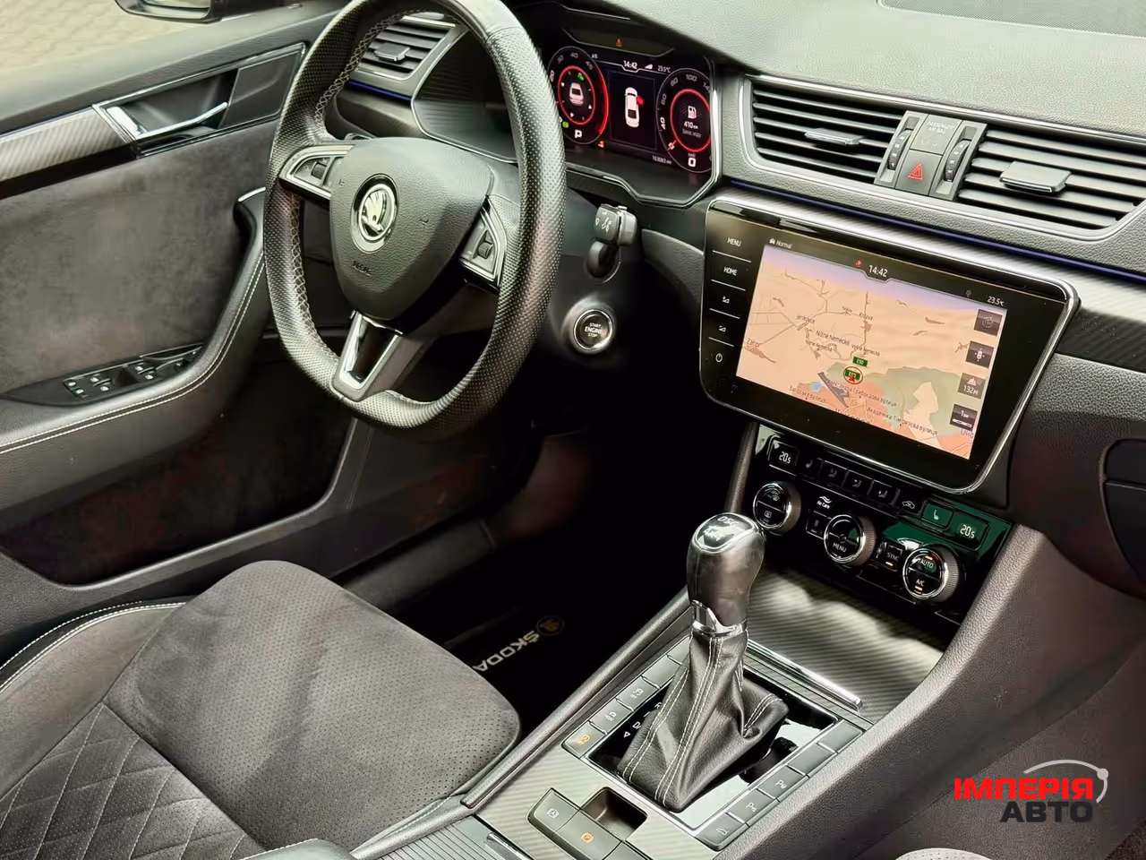 Skoda Superb - фото 29