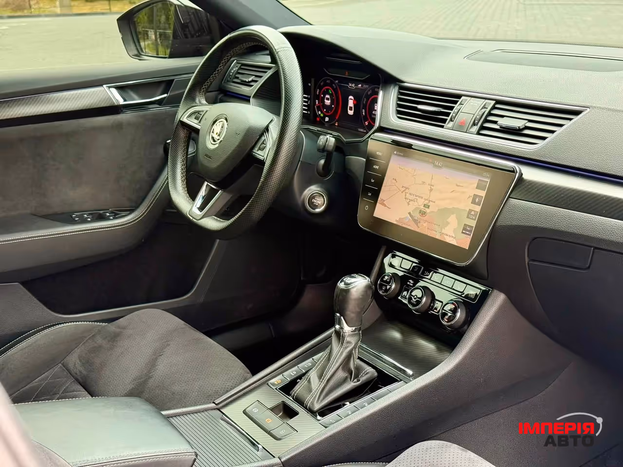Skoda Superb - фото 27
