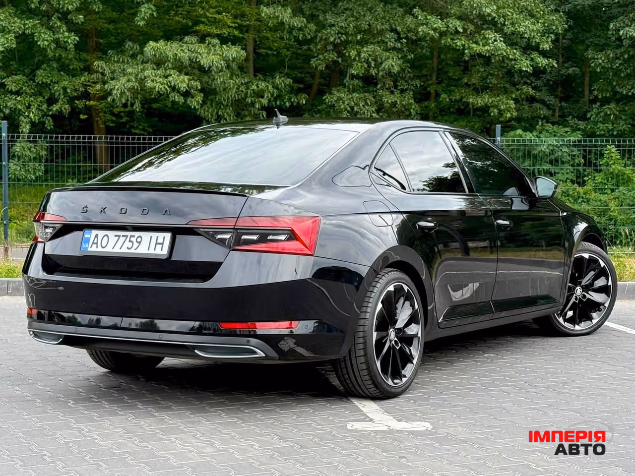 Skoda Superb - фото 9