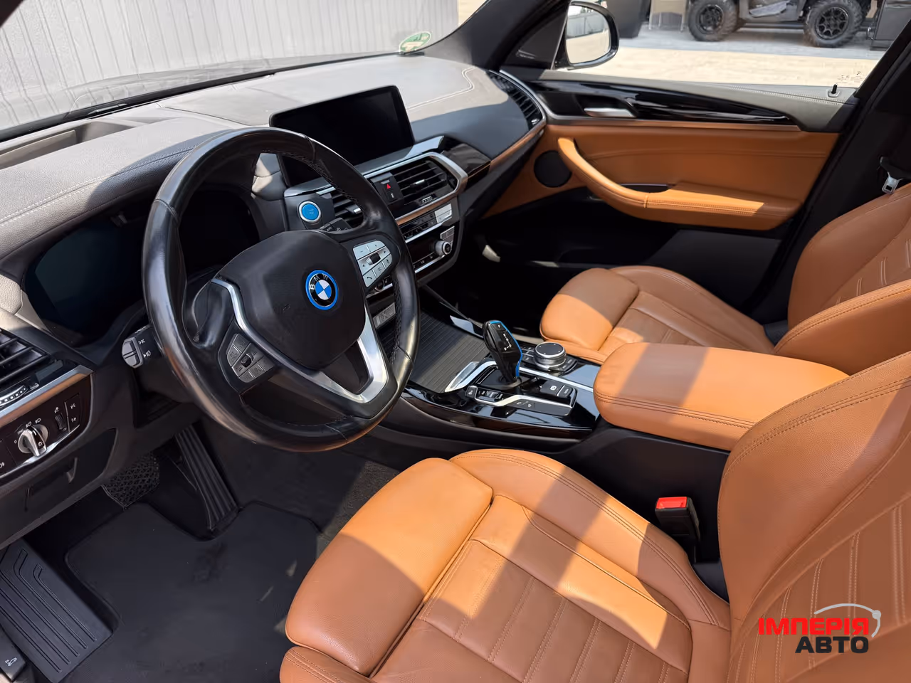 BMW iX3 - фото 37