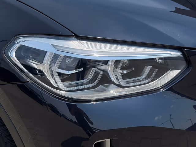 BMW iX3 - фото 5
