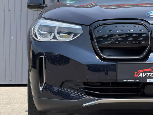 BMW iX3 - фото 3