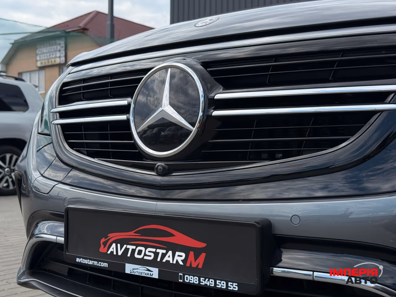 Mercedes-Benz EQC - фото 6