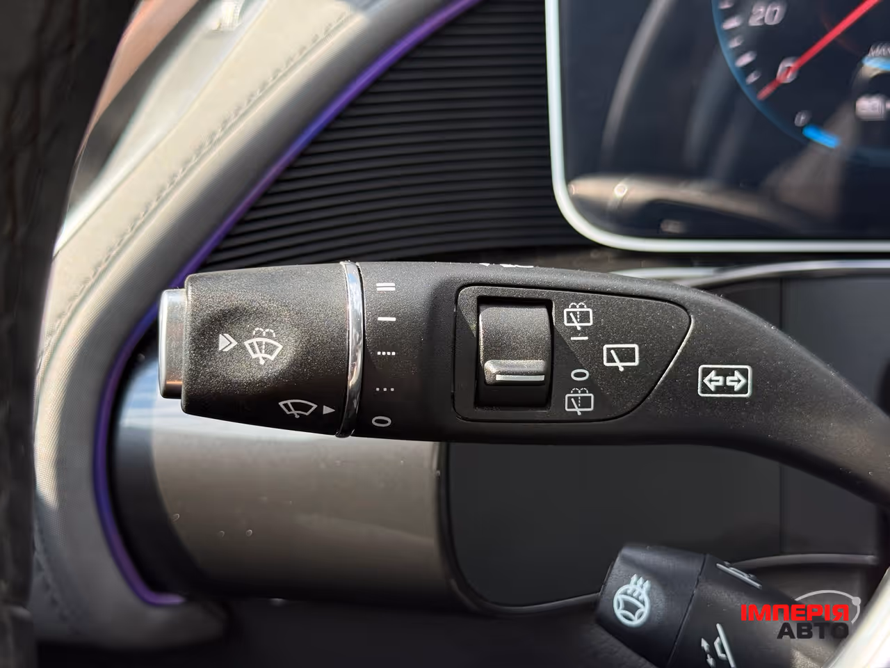Mercedes-Benz EQC - фото 58