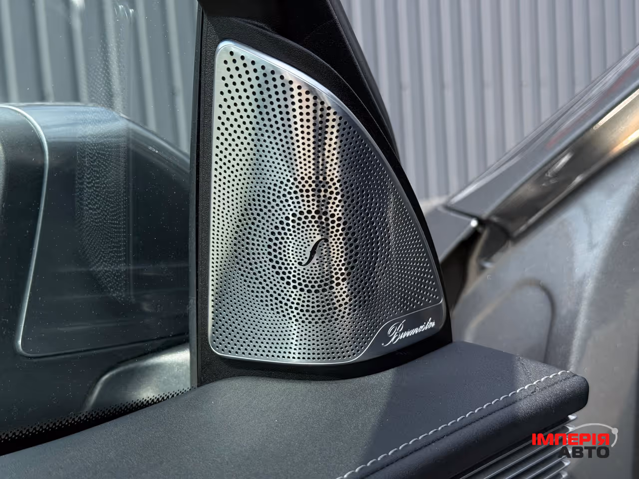 Mercedes-Benz EQC - фото 40