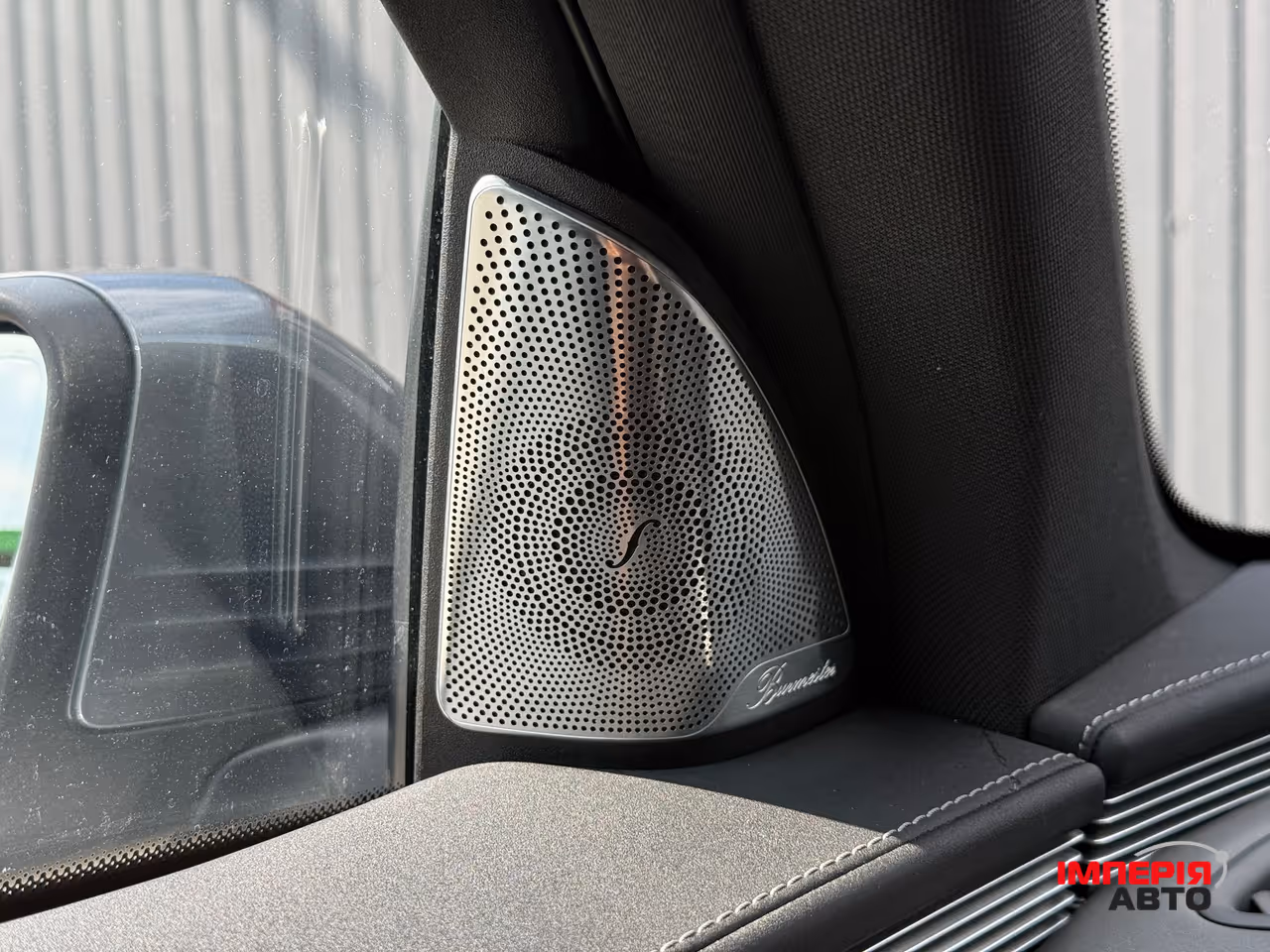 Mercedes-Benz EQC - фото 61