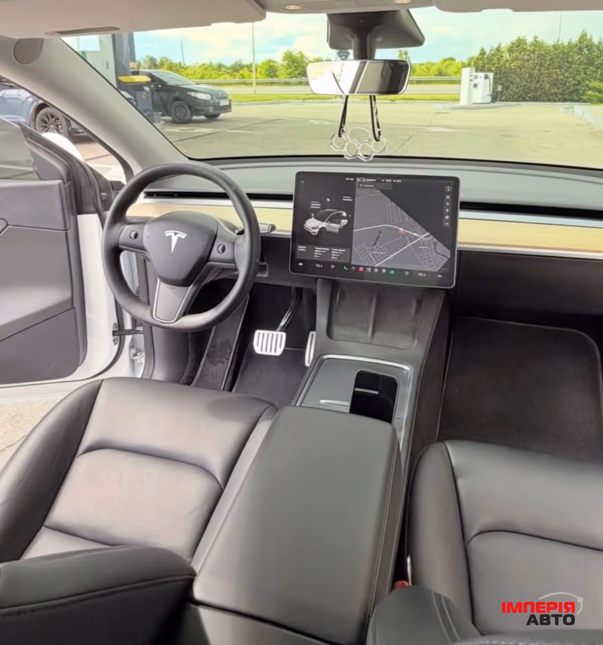 Tesla Model Y - фото 6