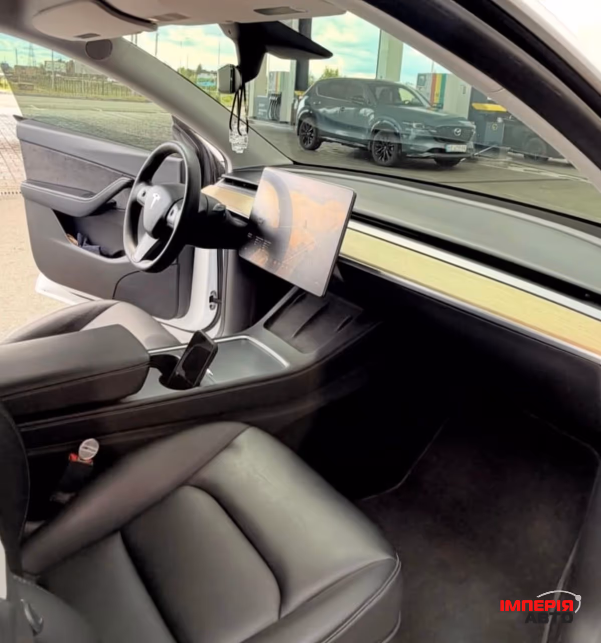 Tesla Model Y - фото 5
