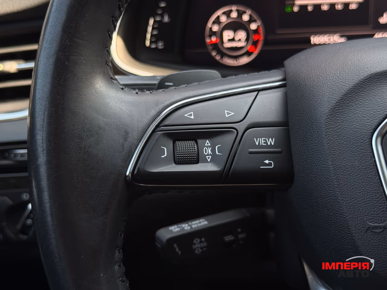 Audi Q7 - фото 45
