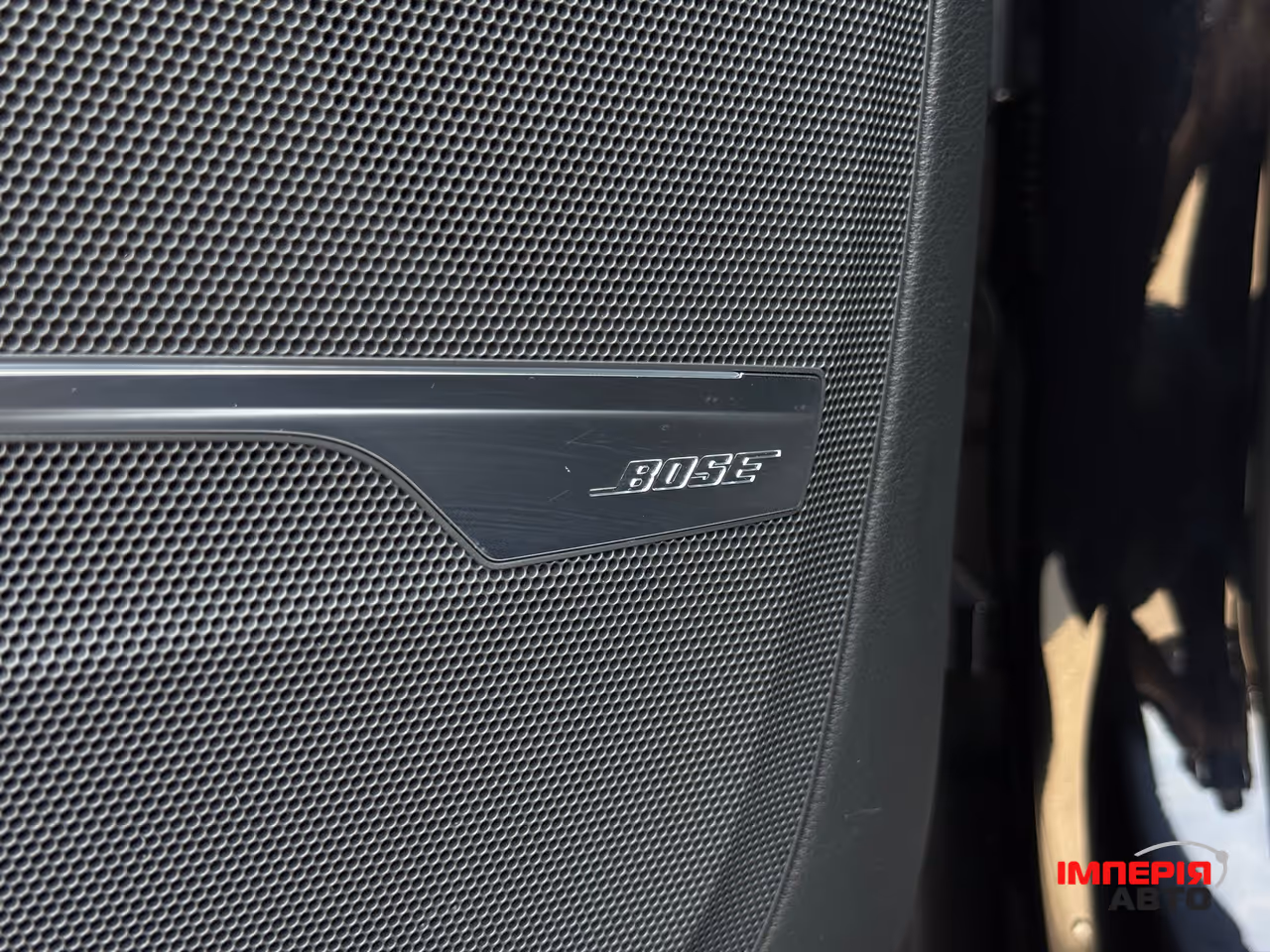 Audi Q7 - фото 39