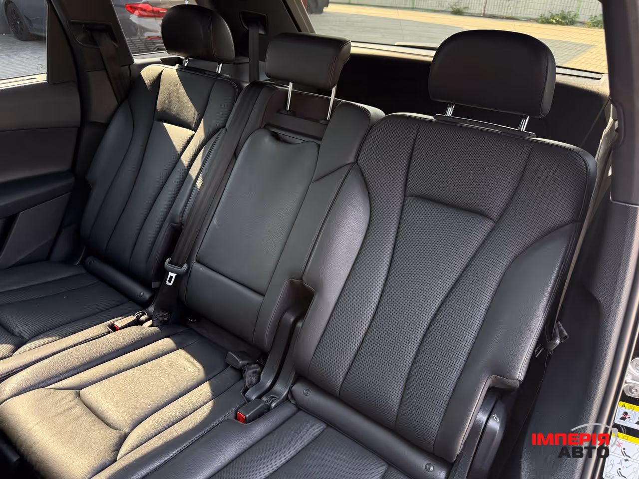 Audi Q7 - фото 31