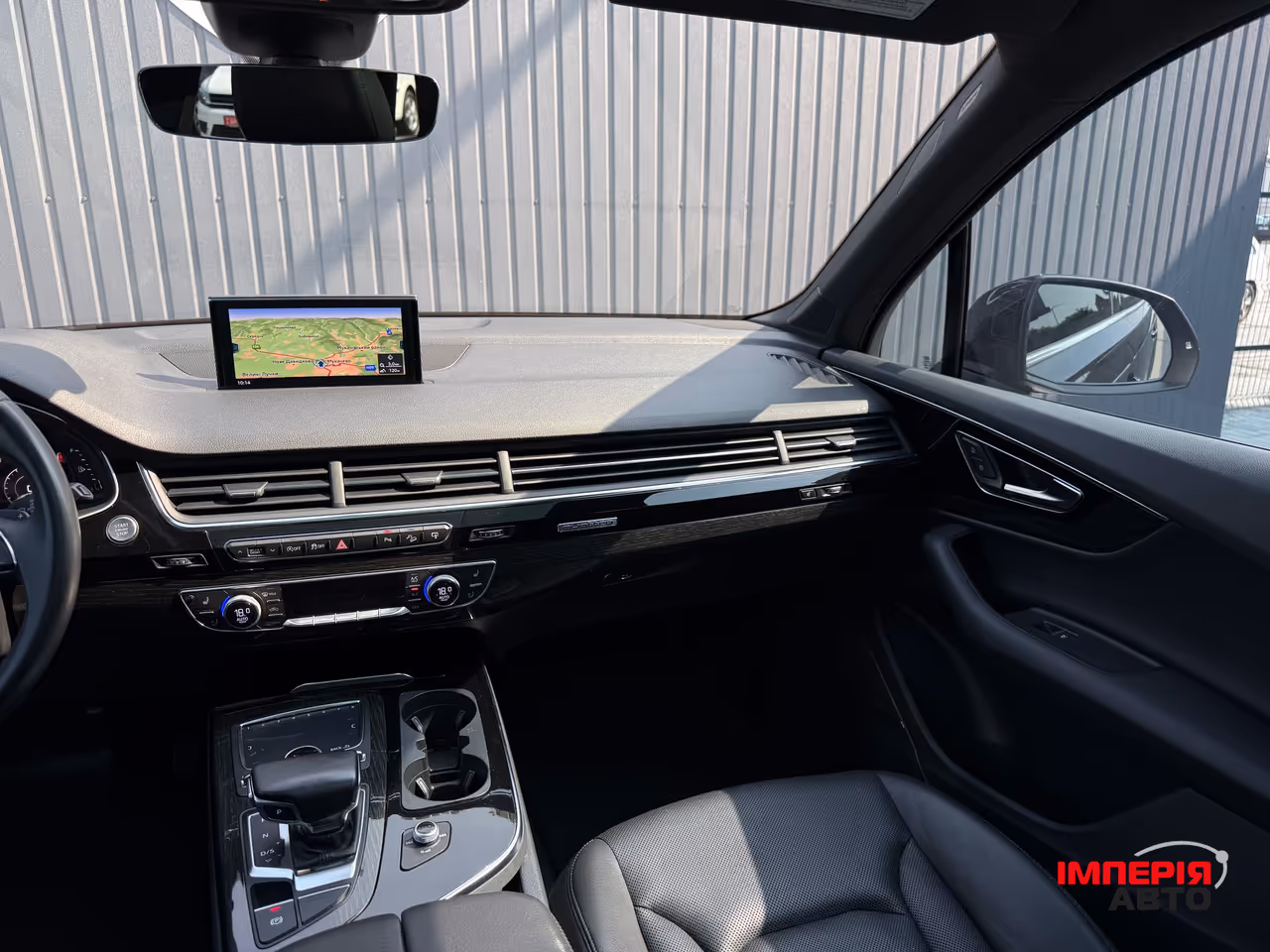 Audi Q7 - фото 34