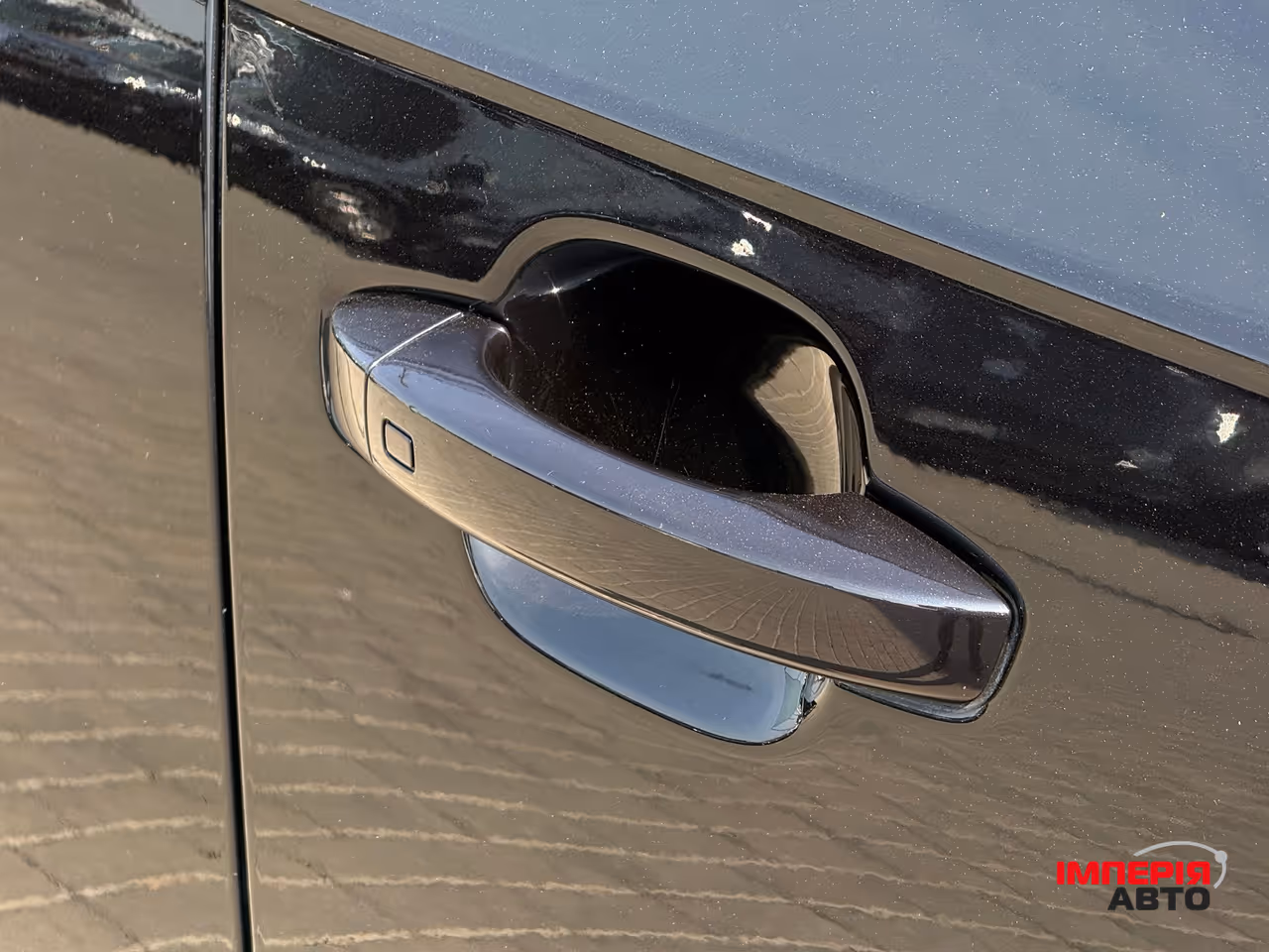 Audi Q7 - фото 15