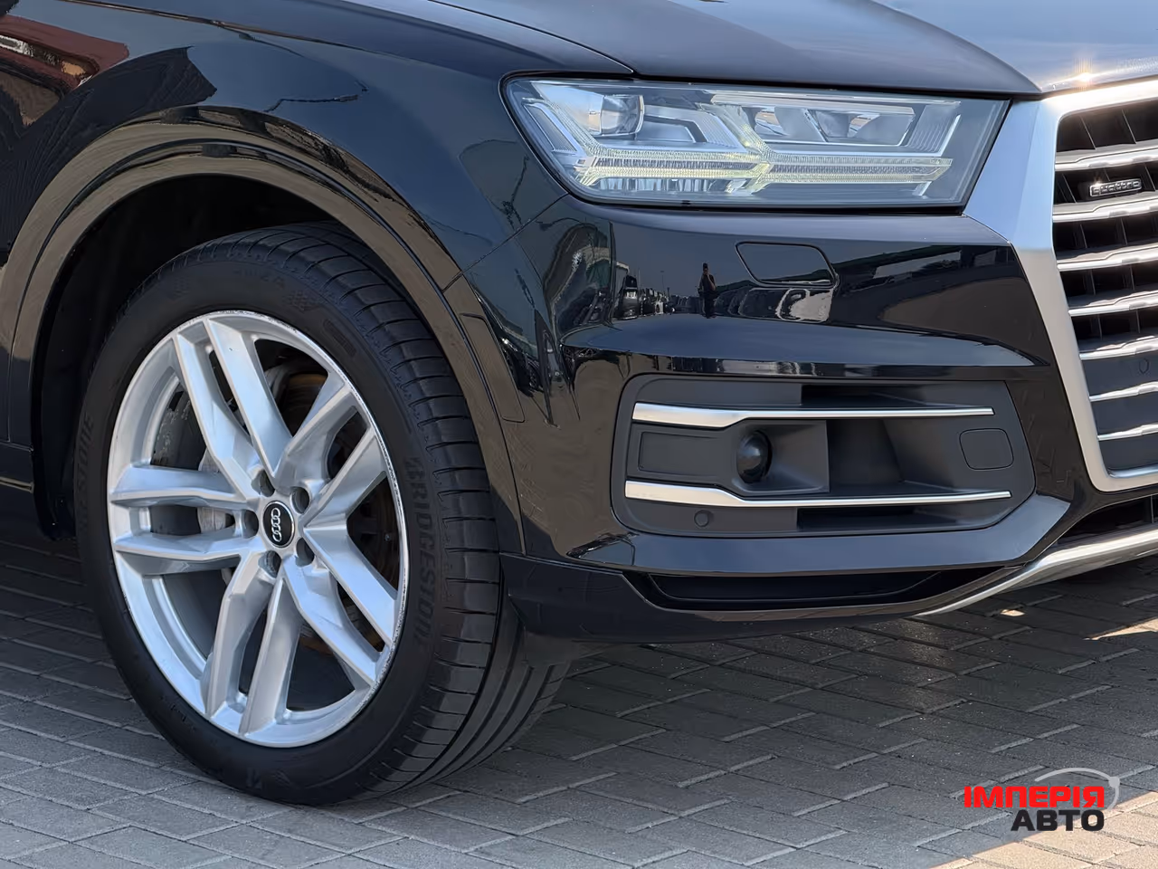Audi Q7 - фото 4