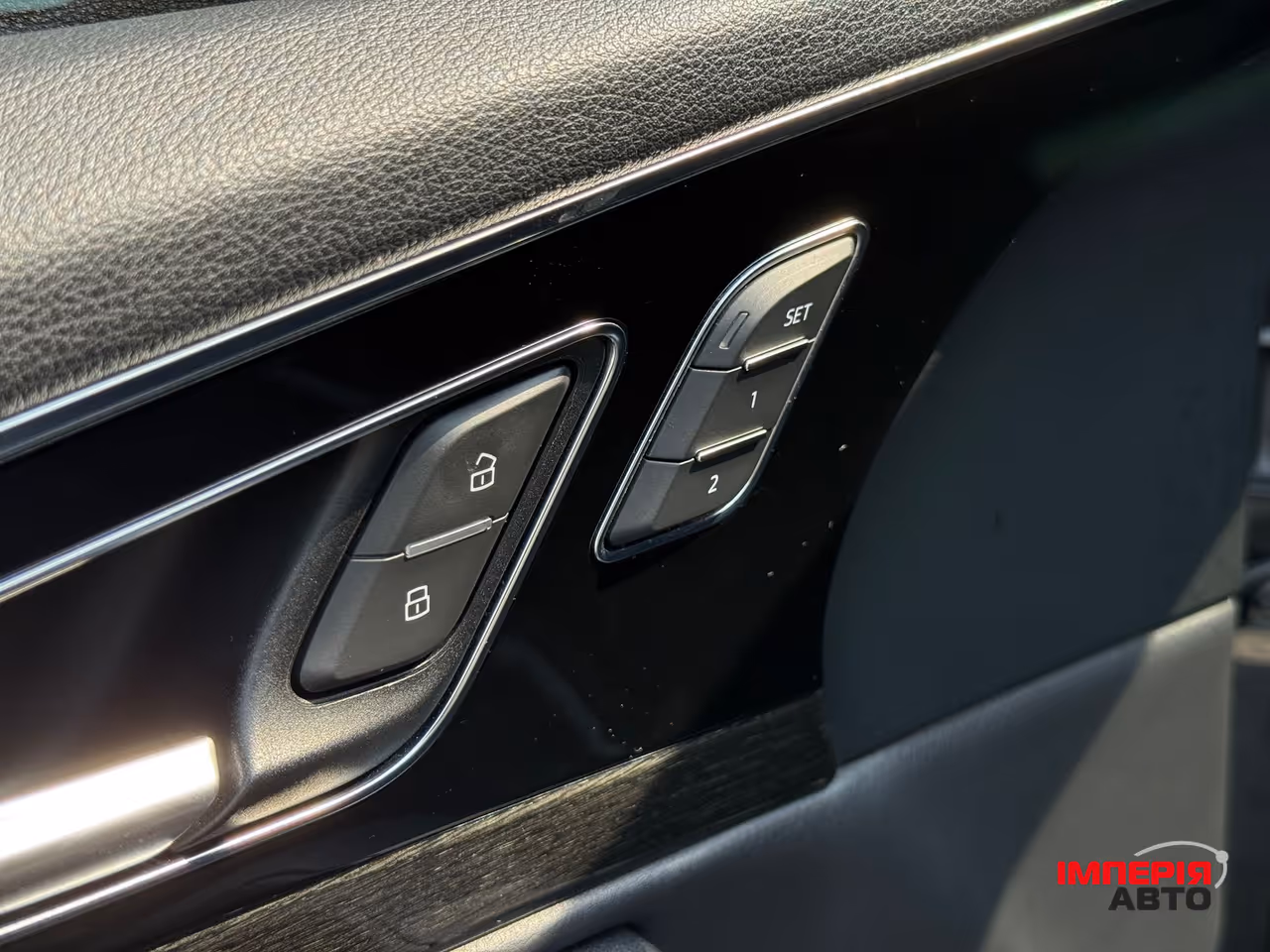 Audi Q7 - фото 38