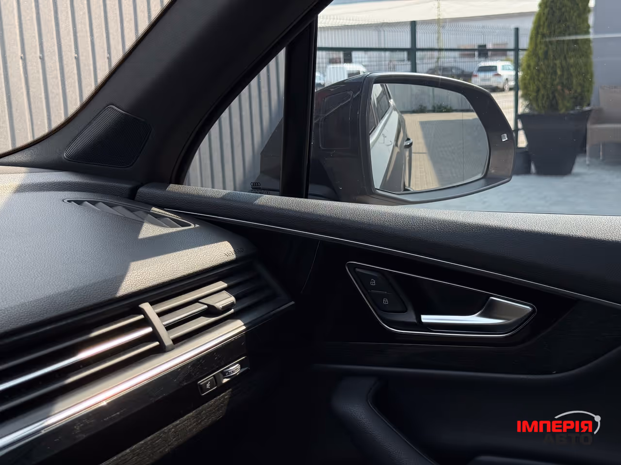 Audi Q7 - фото 58