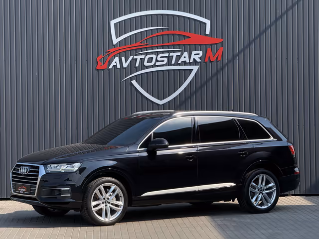 Audi Q7 - фото 1