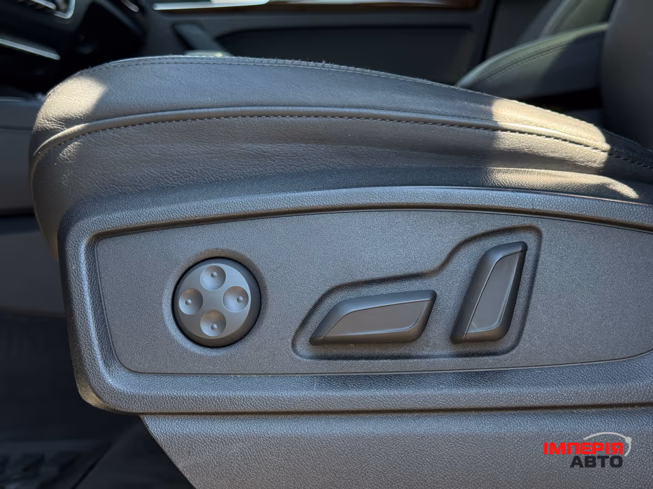 Audi Q5 - фото 37