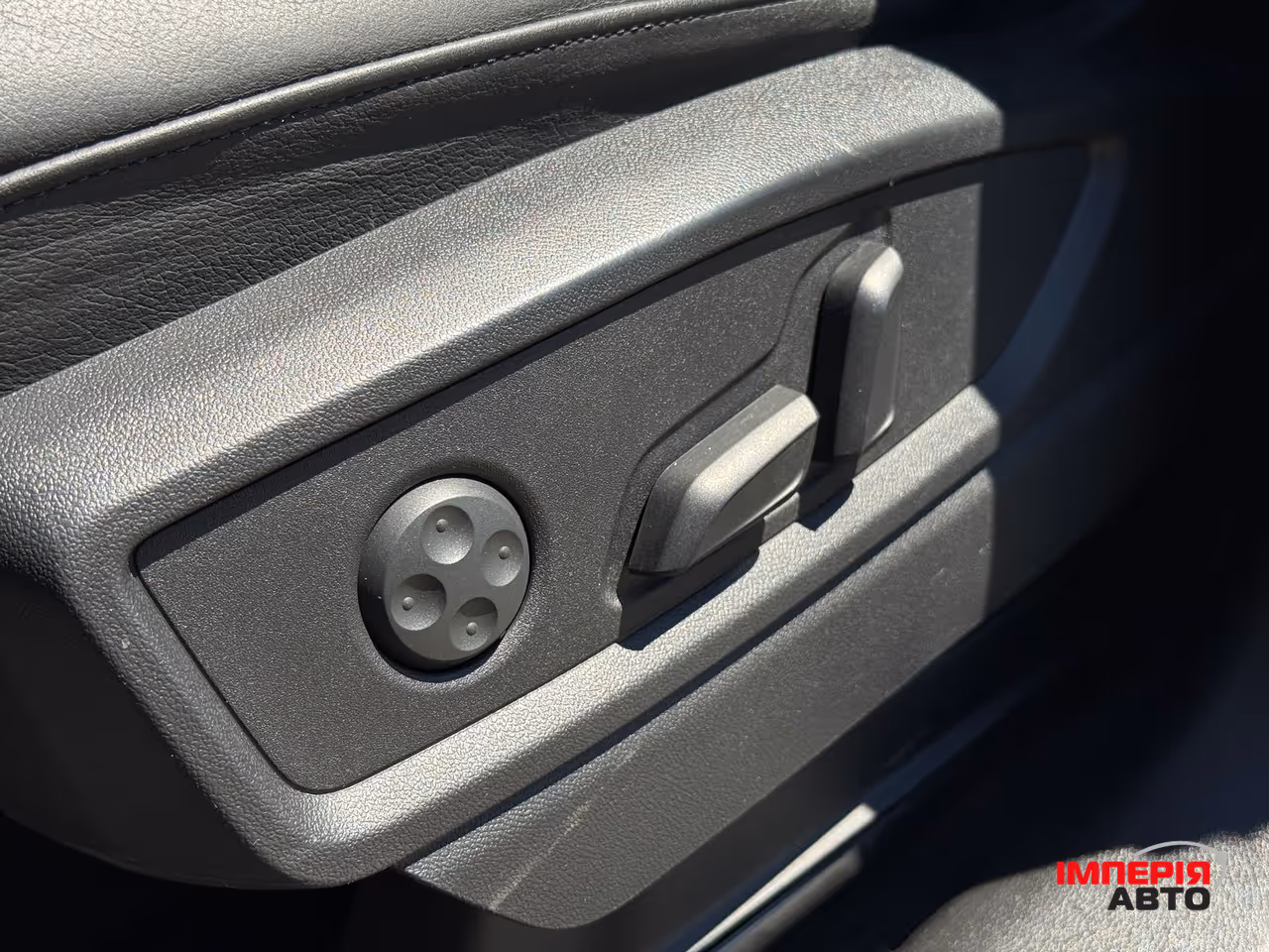 Audi Q5 - фото 36