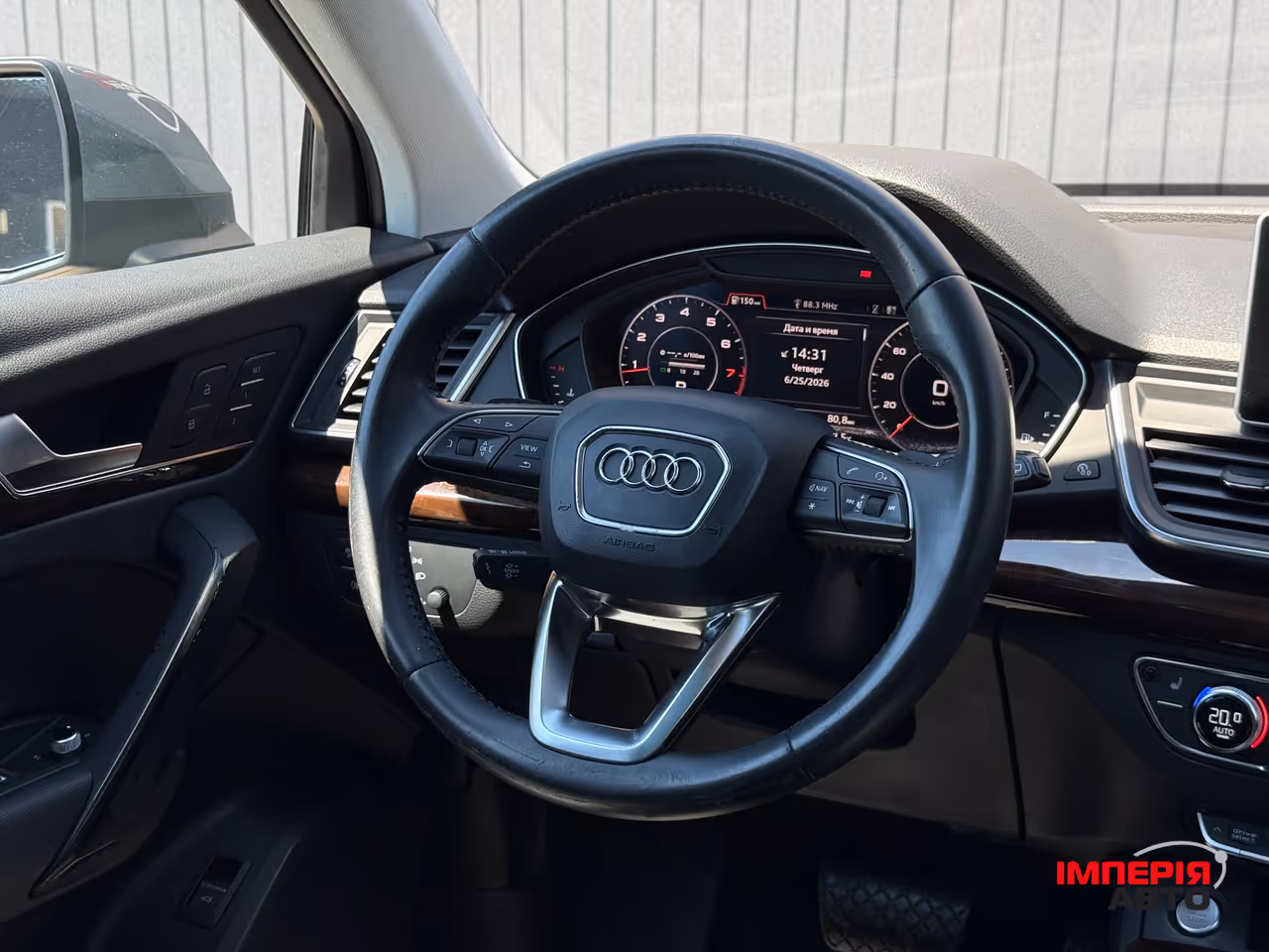 Audi Q5 - фото 31