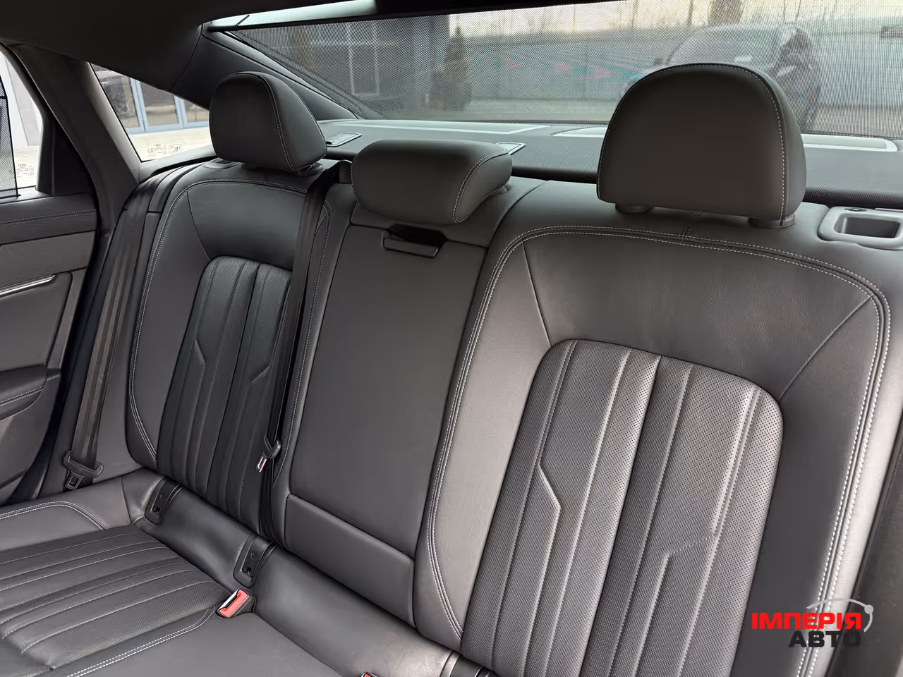 Audi A6 - фото 32