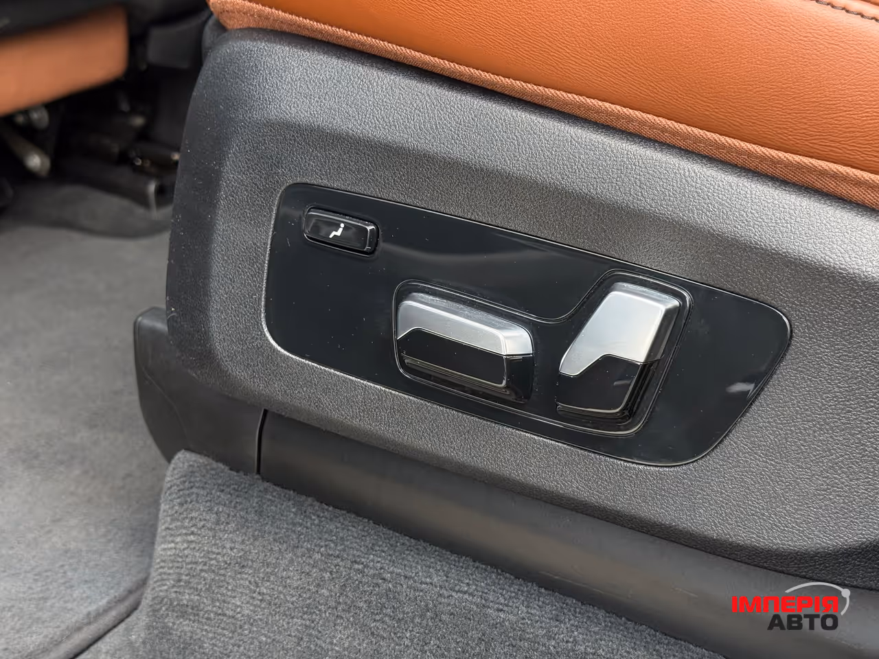 BMW X7 - фото 32