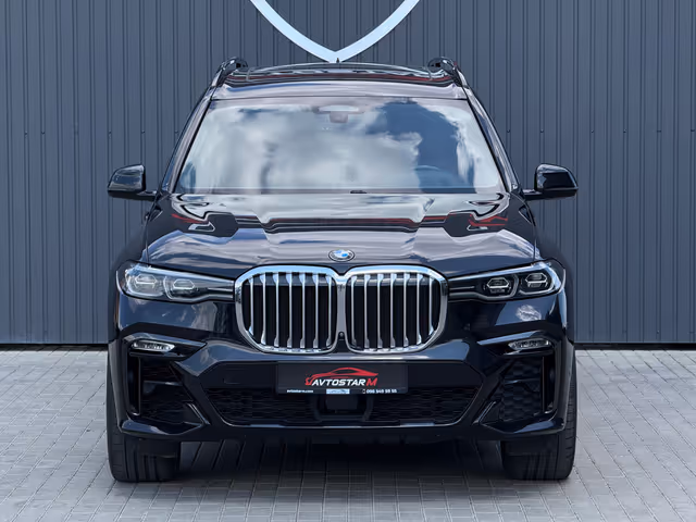 BMW X7 - фото 2