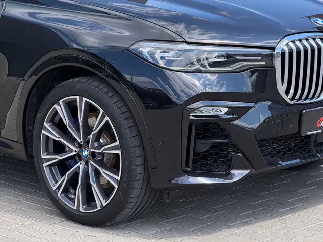 BMW X7 - фото 4