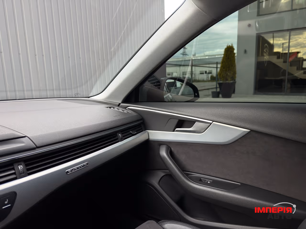 Audi A4 - фото 46