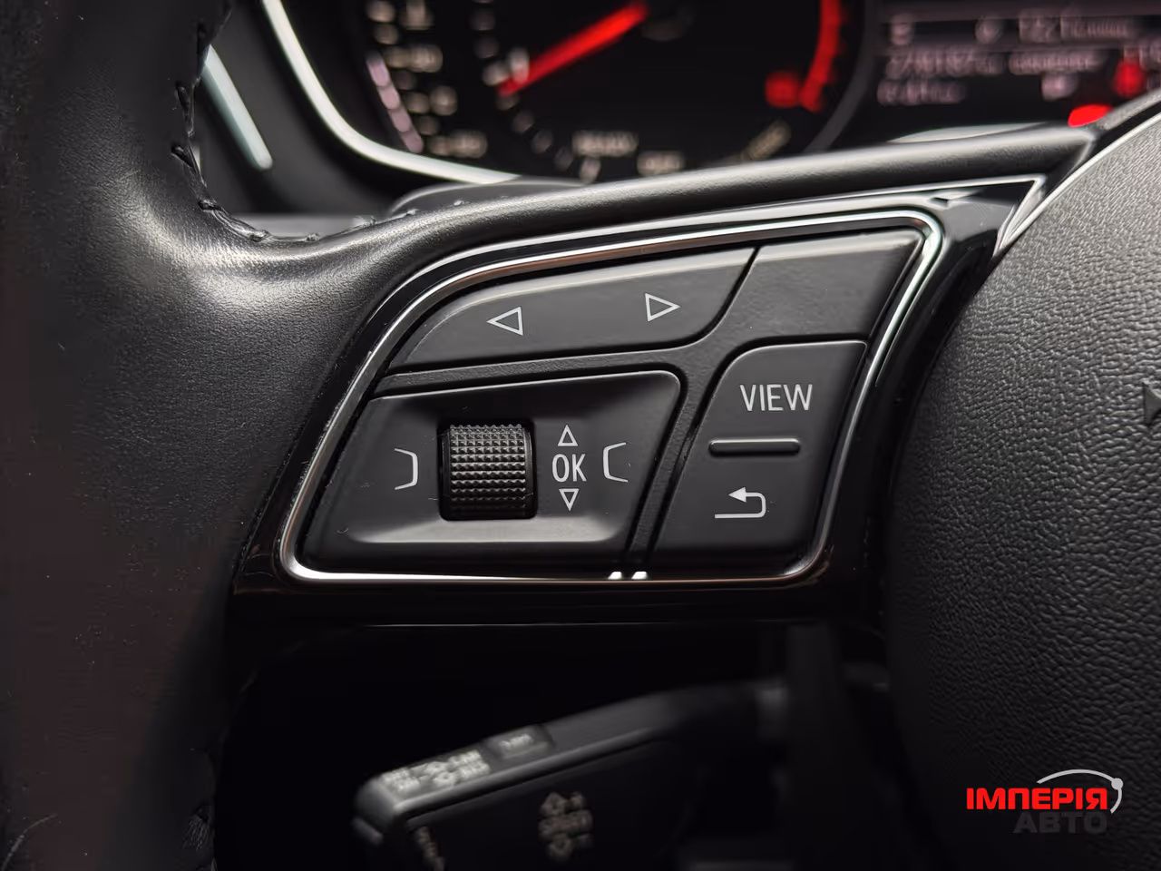 Audi A4 - фото 41