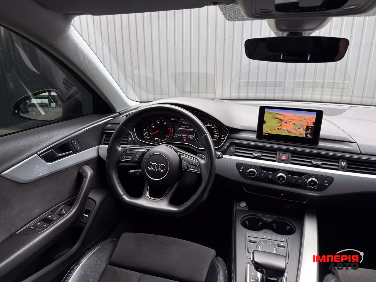 Audi A4 - фото 25