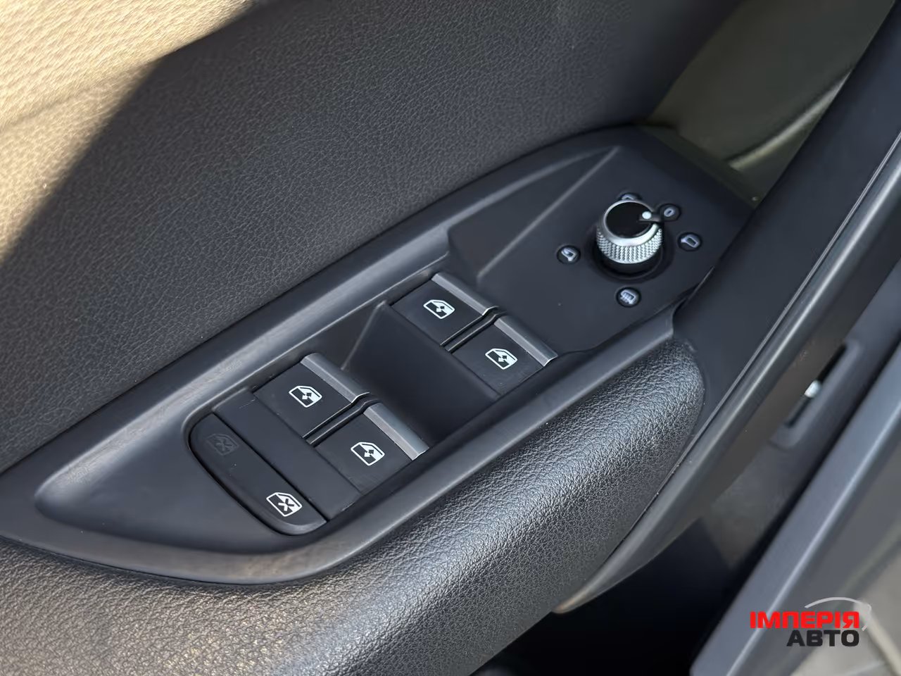 Audi Q5 - фото 36