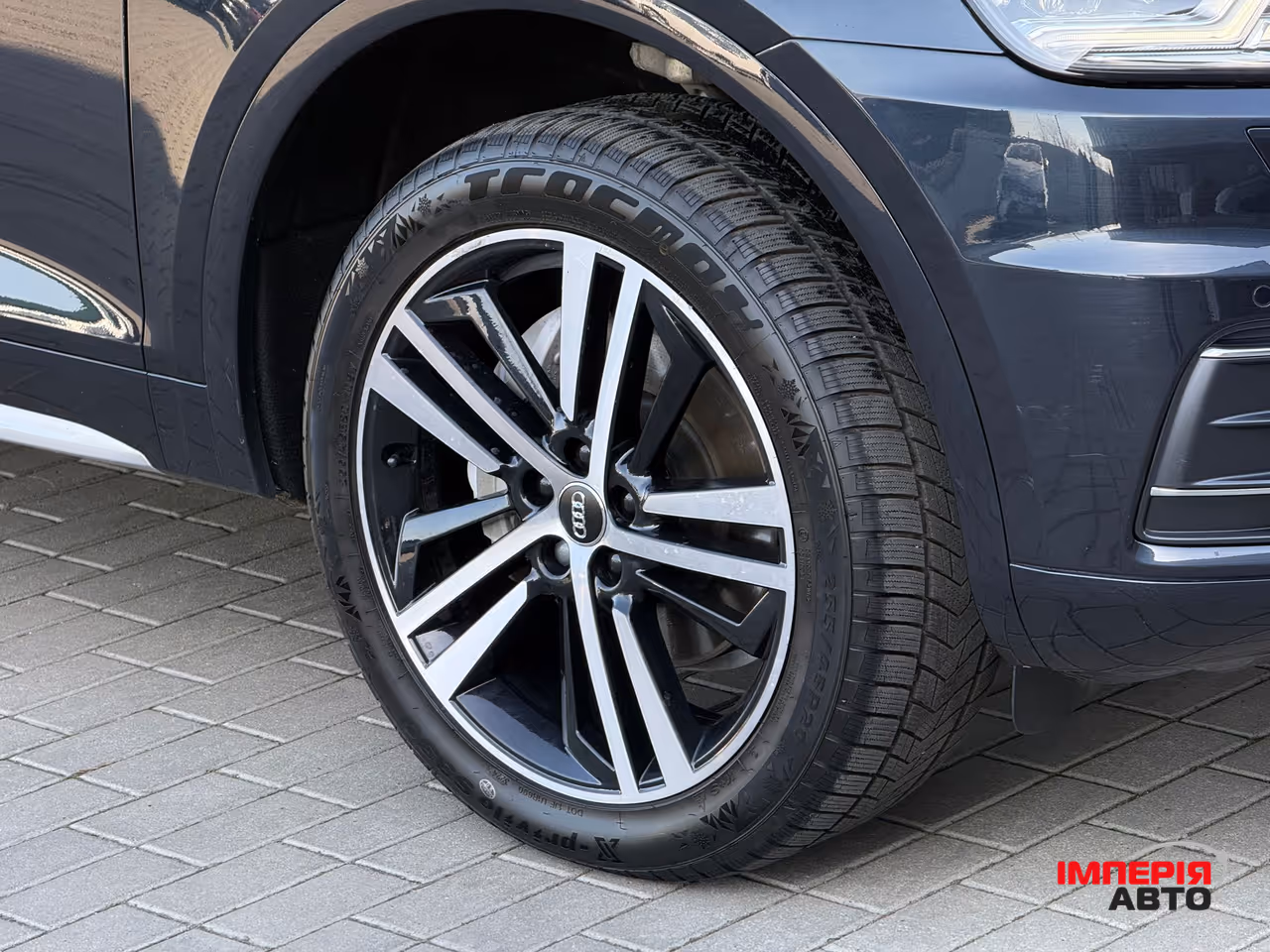 Audi Q5 - фото 16