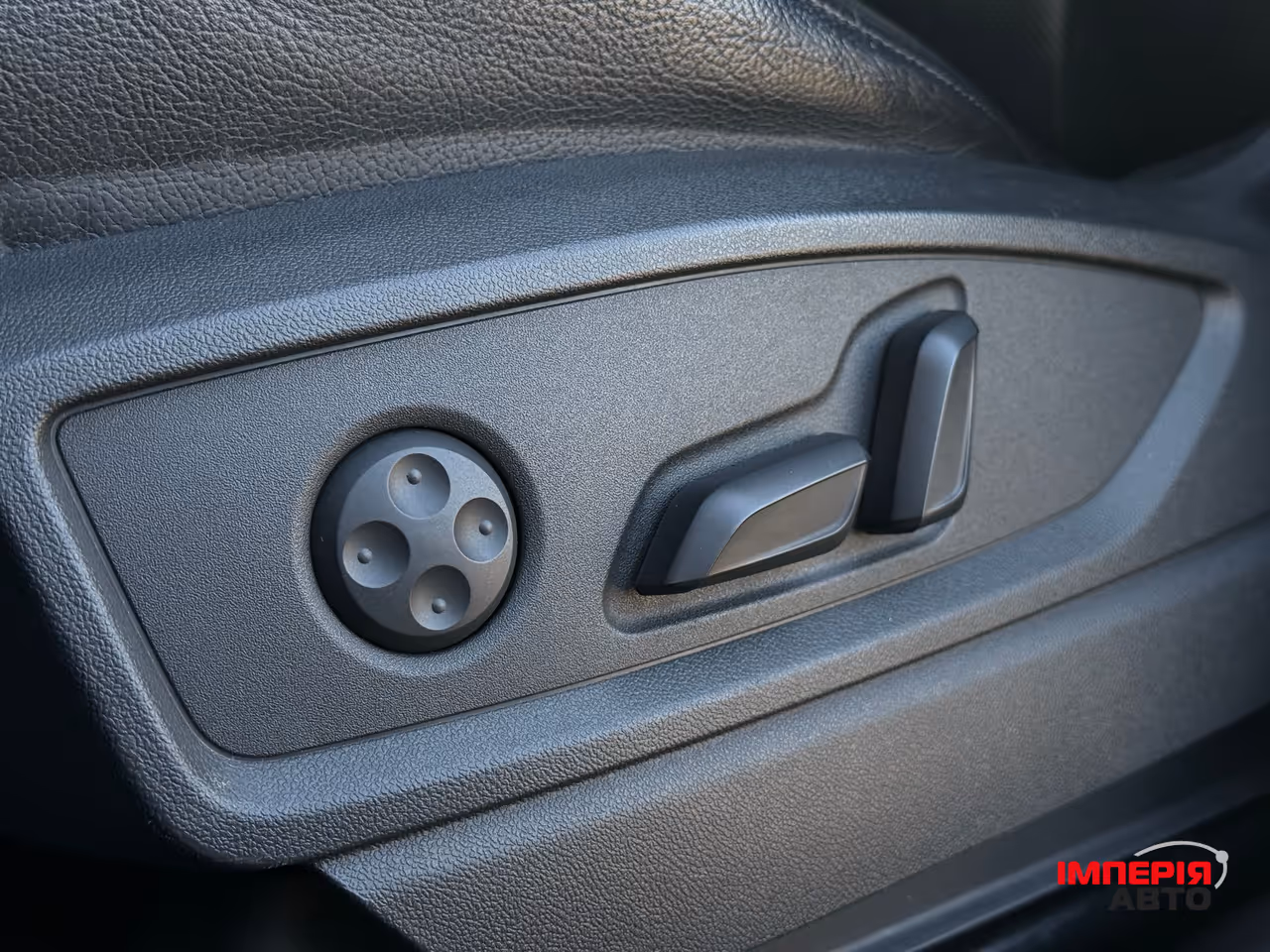 Audi Q5 - фото 38