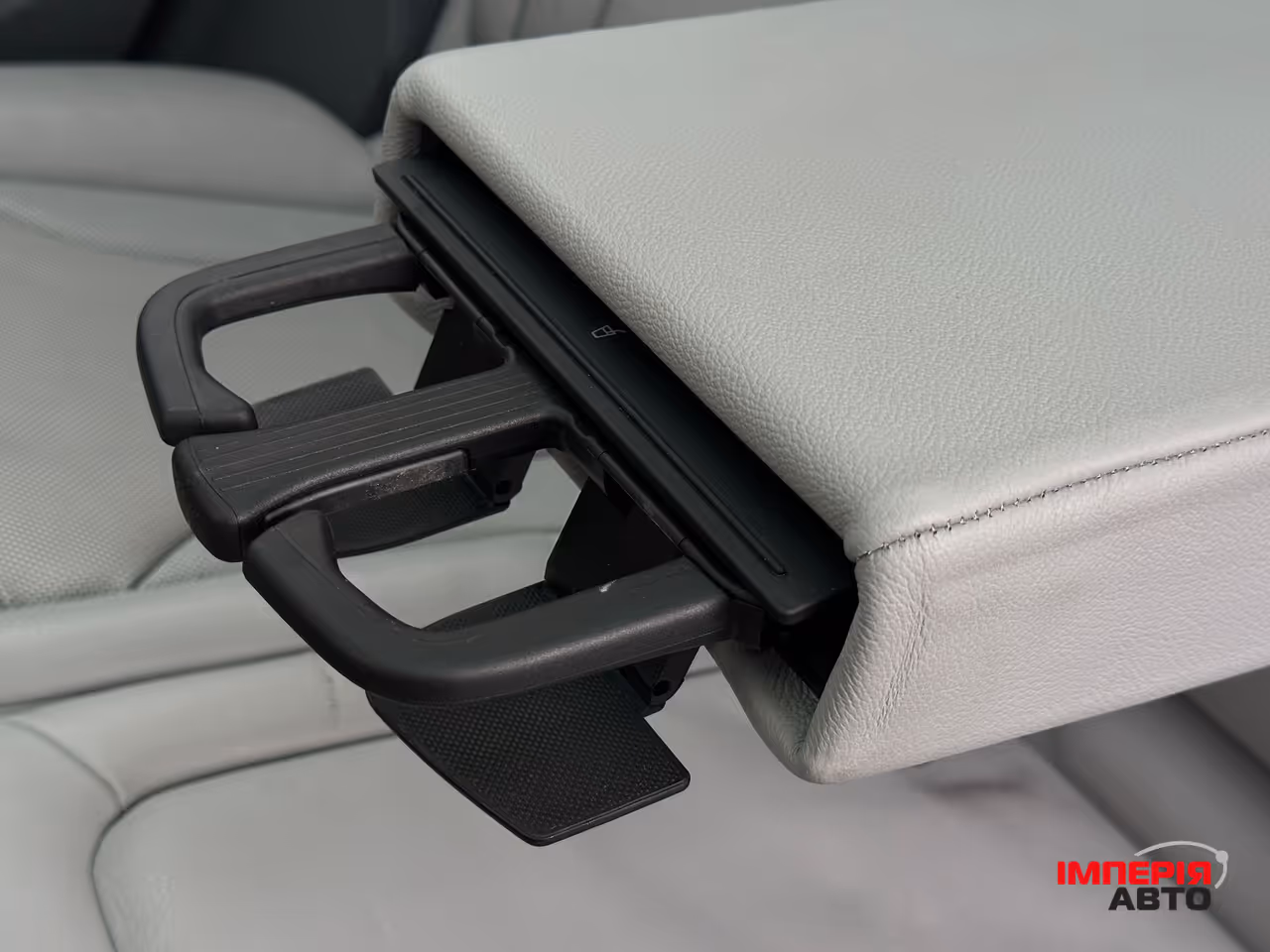 Audi Q5 - фото 26
