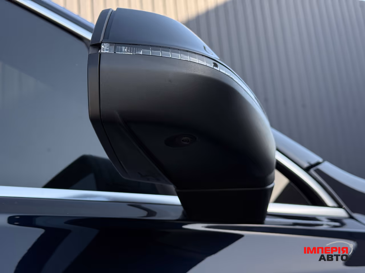 Audi Q7 - фото 19