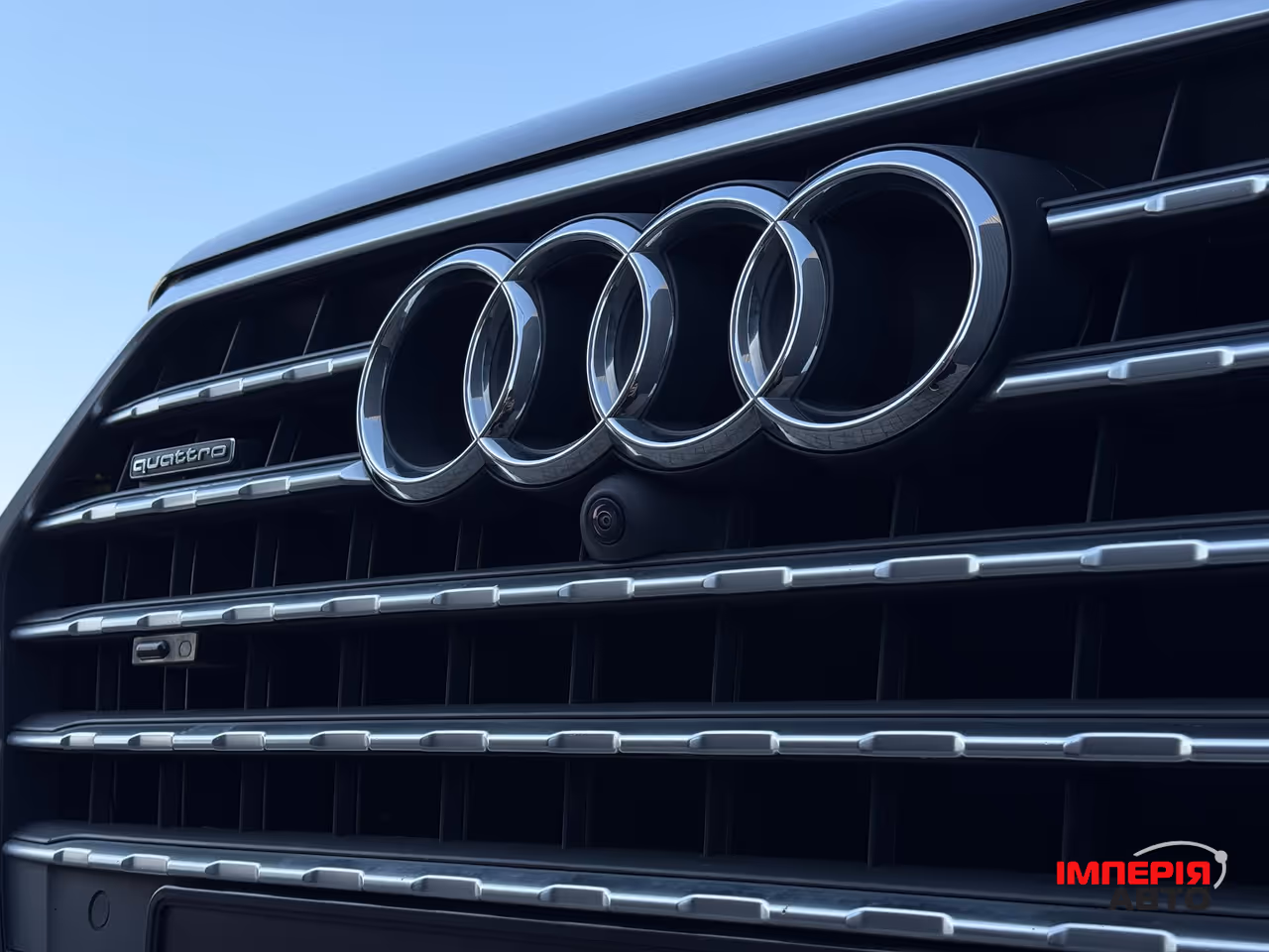 Audi Q7 - фото 18