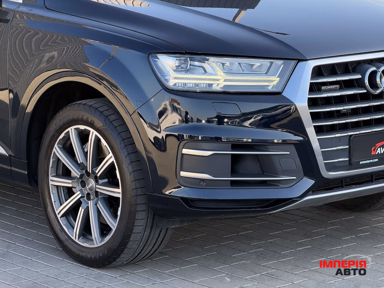 Audi Q7 - фото 5