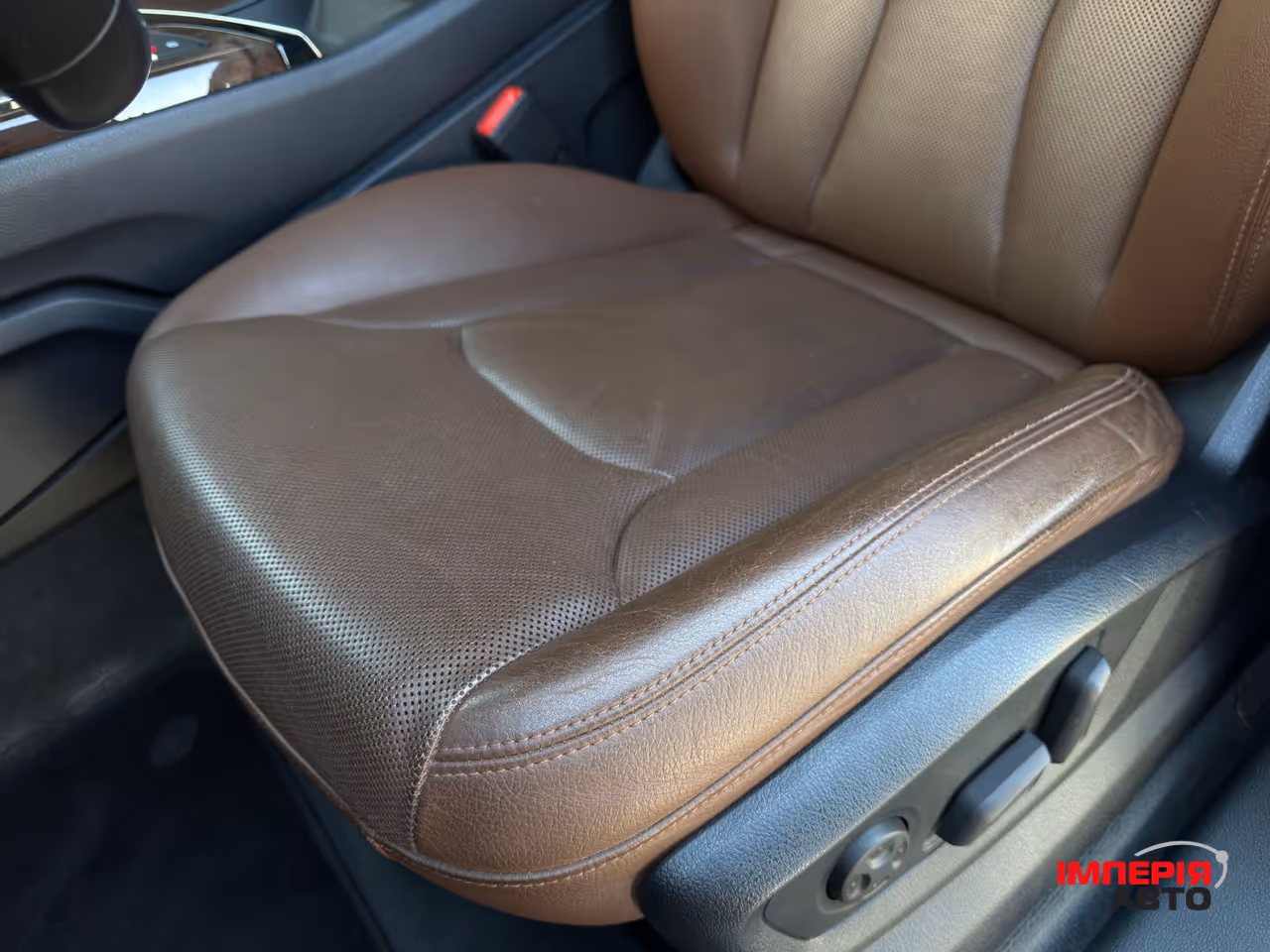 Audi Q7 - фото 42