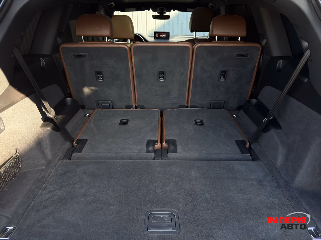 Audi Q7 - фото 24