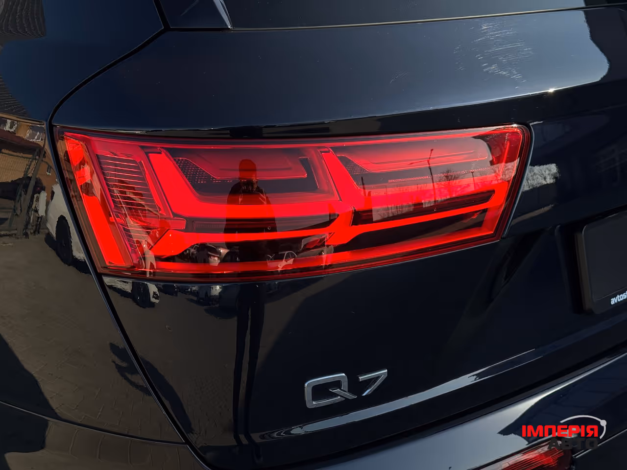 Audi Q7 - фото 23