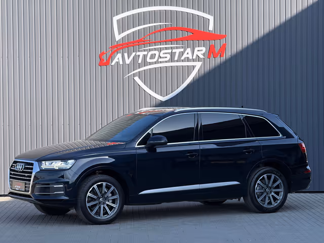 Audi Q7 - фото 1