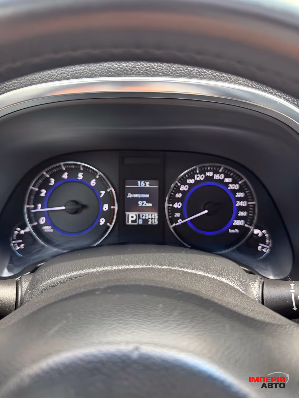 Infiniti FX - фото 19
